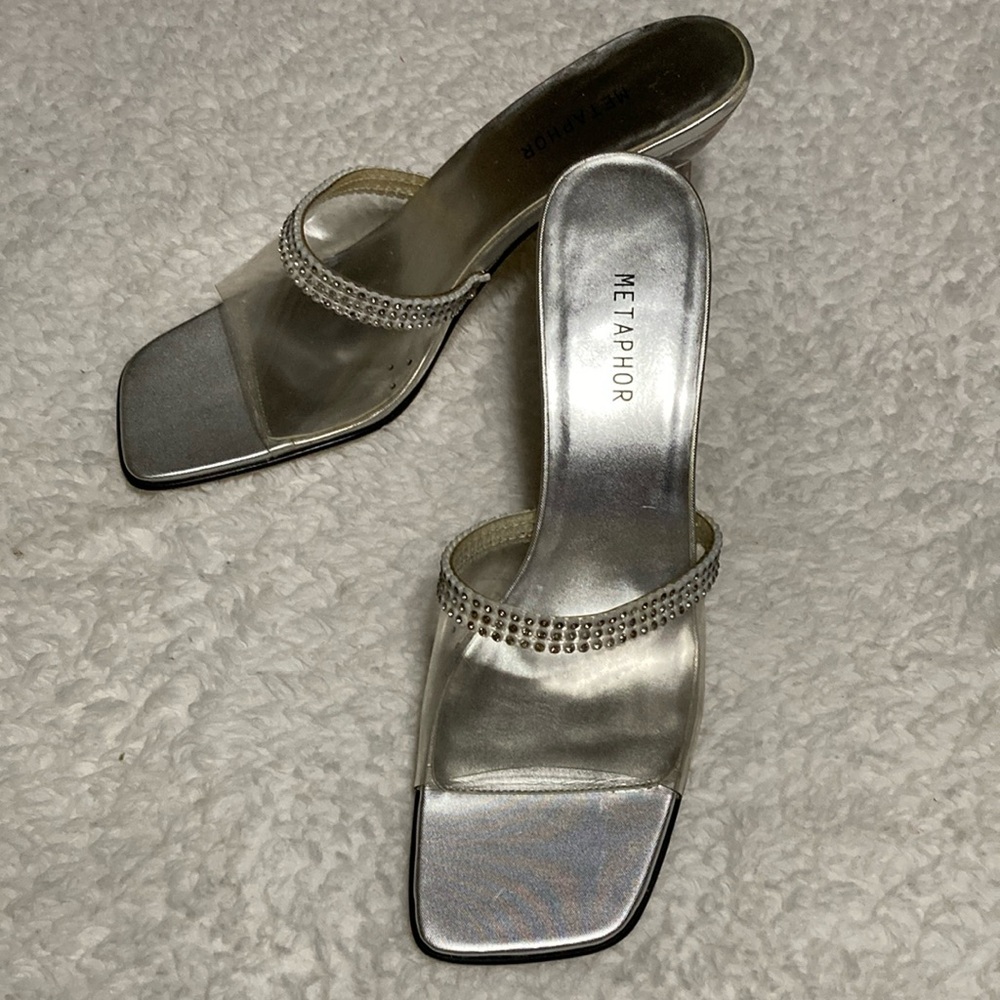 Metaphor Clear Plastic Heels - Picture 1 of 4